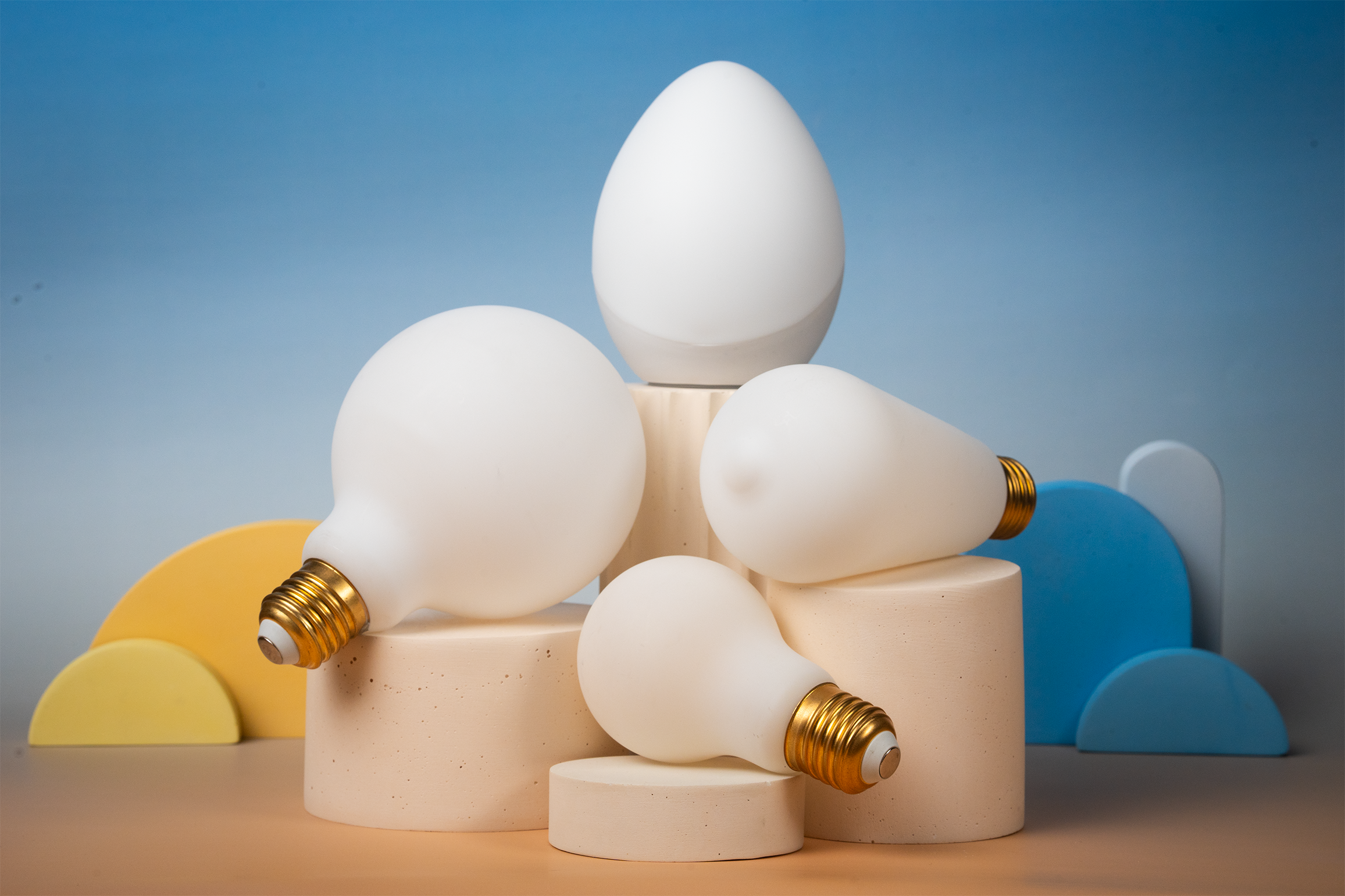 KIT: 3 Bulbs (E27) + Remote Control & Dawn Simulator Alarm Clock